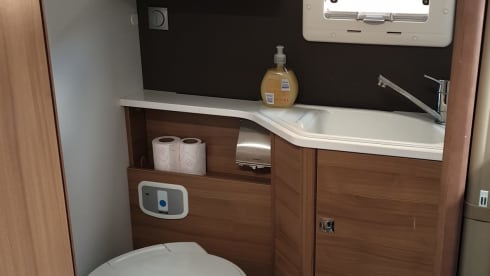 Luxury Adria camper with automatic transmission and air suspension!