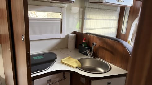 Mac – 5p McLouis semi-integrated uit 2015