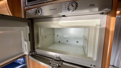 Rifora – Mercedes Hymer Starline 655 intégré 5 places