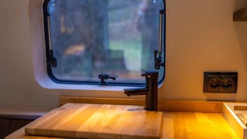 GoRoam –  off-grid campervan 2018/2024