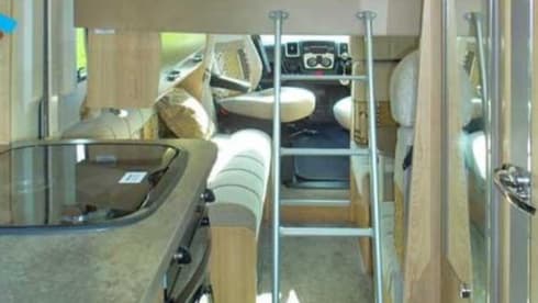 Ellie – 6 berth Peugeot semi-integrated from 2019