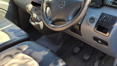 2008 Mercedes Vito super comfy & well equipped campervan