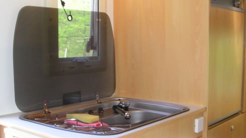 Woelcke Tikro - Ultra Compact, Versatile and Self Sufficient