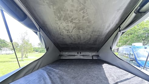 Freedom to roam, comfort to stay! – “VW Transporter Campervan Hire – Adventure Awaits in Newquay”