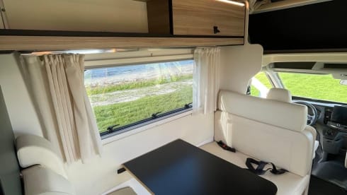 Queen K – Nieuwe 6-persoons alkoofcamper uit 2026