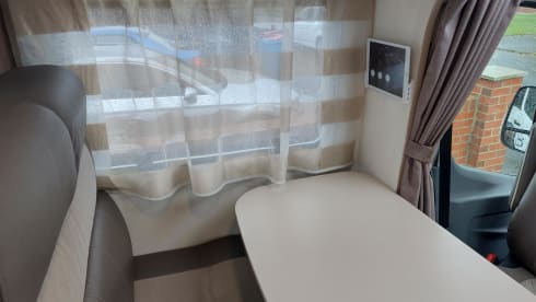 RON – RON 3/4 berth Chausson 