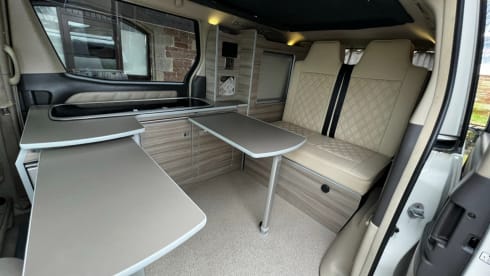 The Borderless Reiver – 3 (+ 1 small child) berth Toyota campervan from 2007