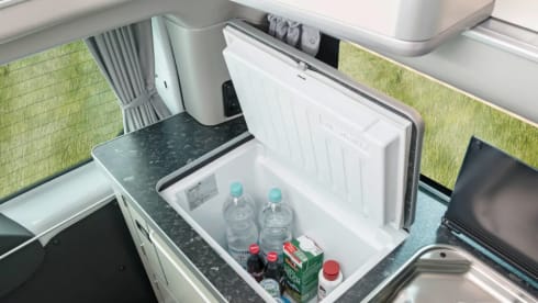 Luxury and complete bus camper - Ford Nugget Westfalia with lifting roof