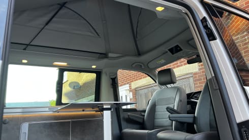 Billy 'Ocean' California Camper – 4 berth Volkswagen campervan from 2023