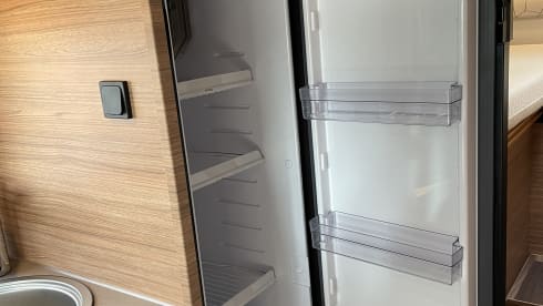Weinsberg CaraSuite 640 MEG MB AUTOMATIC
