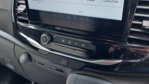 Autotrail F-74 automaat uit 2025 met 4 slaapplaatsen 
