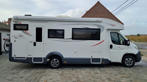 5p Fiat semi-integrated uit 2018