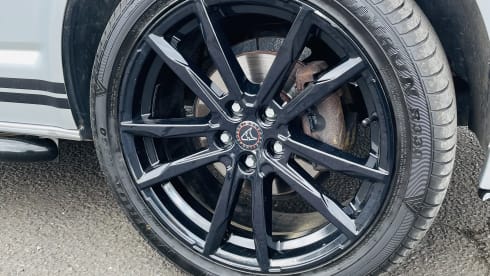 Oscar – Oscar der Luxus VW T6 Campervan SWB *Inklusive Versicherung*