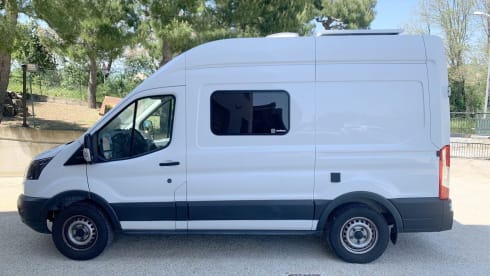 Makai – Van Camperizzato in legno