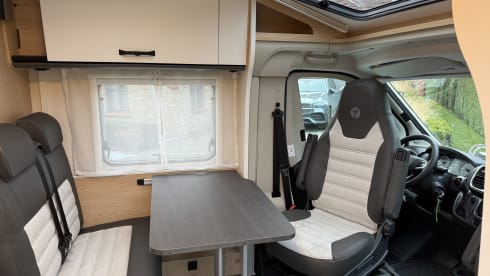 Sunlight V66 – Sunlight V66 - Automatic 2025