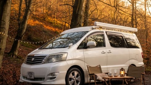 Skye – 4 berth ULEZ Compliant automatic Toyota campervan 