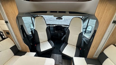 Tranquil – 6 berth Autoroller Luxury 707 Auto Brand new from 2025