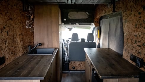 COSY off-grid bus