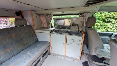 Tribute! – Compact VW T4 Westfalia