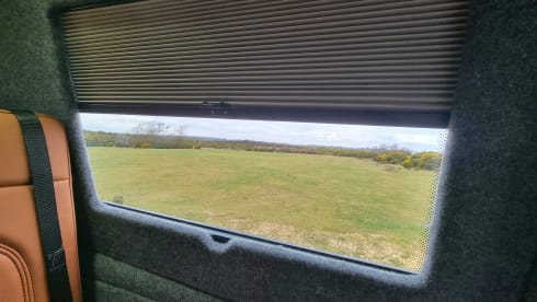 Bluey – 4 berth Volkswagen T6 Transporter 4Motion campervan (off-grid camper)