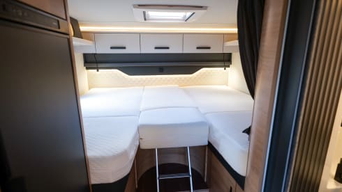 3-seater Knaus semi-integrated from 2026