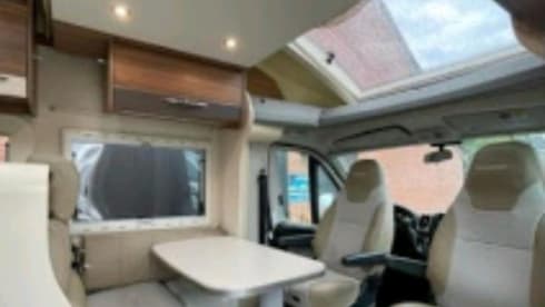 Welcome 628EB – 3p Chausson semi-integrated uit 2014