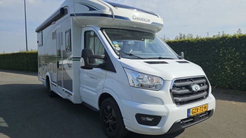 GZX-72-N – Chausson 777GA Automatic Etape Line molto lussuoso, senza km!