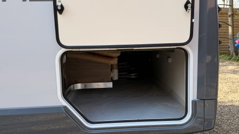 Tex – Brand New Luxury Rear Lounge Motorhome