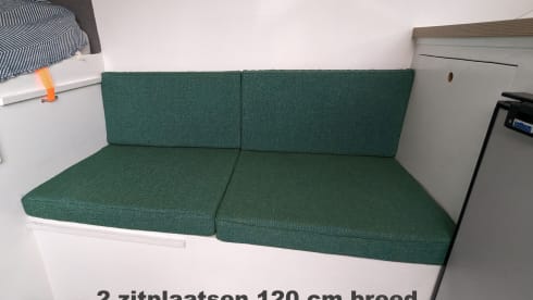 The Eagle – Bus camper 2 person Renault Master 2016 (2 x length bed!)
