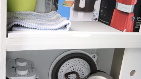 Viv – Handy and complete bus camper