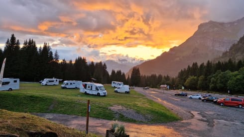 Hammer Grand Canyon bus camper