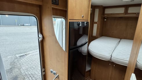 Gezinscamper – 4p Rapido semi-integrated from 2009