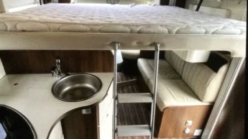 Mc lois – Fiat semi-integrated camper