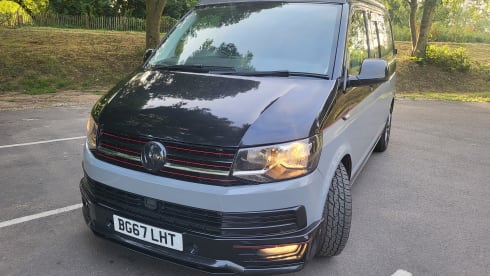 Rosie – 4 berth Volkswagen campervan from 2017