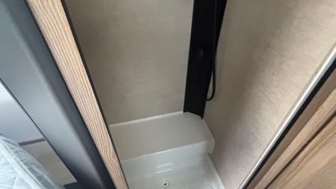 HARRIS – 2026 FORD TRANSIT RIMOR KILIG 669 - 5 BERTH AUTOMATIC