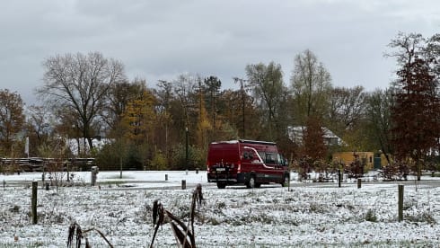 2p Pössl bus uit 2021