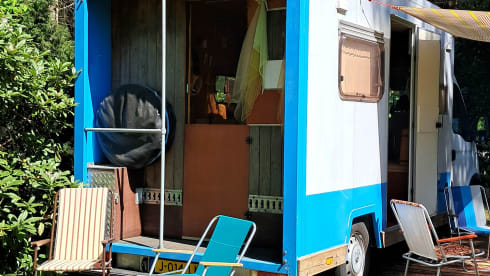 Huisje op wielen – 3p Renault campervan from 2006