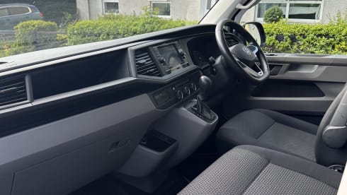Graycie – 4 berth Volkswagen campervan from 2021
