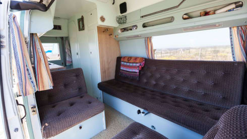 Ms. Paddy – Vintage Mercedes Westfalia campervan 🚌 🏄‍♂️ ⛱ incl. complete equipment