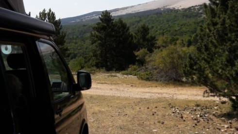 California  – 4p Volkswagen Bus camper, our dream camper
