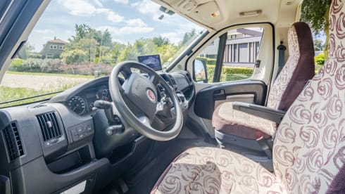 2p Fiat bus from 2017