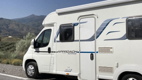 Freedom – Perfect sized, well equipped  2 berth motorhome