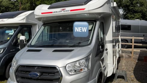 Sofia – Luxury 2023 Roller Team Zefiro 696 - 4 Berth - Adventure Awaits!