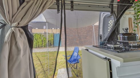 Renault Camper bus – Nice and strong campervan from 2005