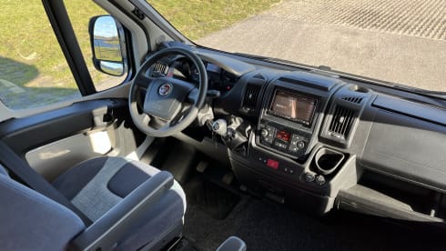 6p Dethleffs alcove from 2018