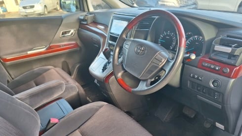 VEL – Toyota campervan met 2 slaapplaatsen uit 2009