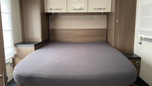 Luxury double queen bed camper Chausson – Fully furnished 