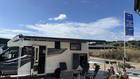 oakleigh – 4 berth Bailey semi-integrated from 2026