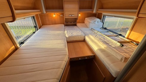 Relax – 2p Ford semi-integrated uit 2008