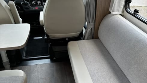 5 – Spacious and luxurious 3-person camper with lots of room to move!